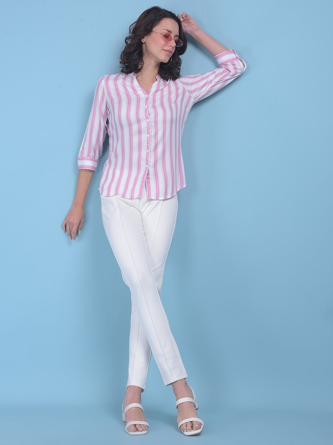 

Crimsoune Club Classic Slim Fit Vertical Stripes Casual Shirt, Pink