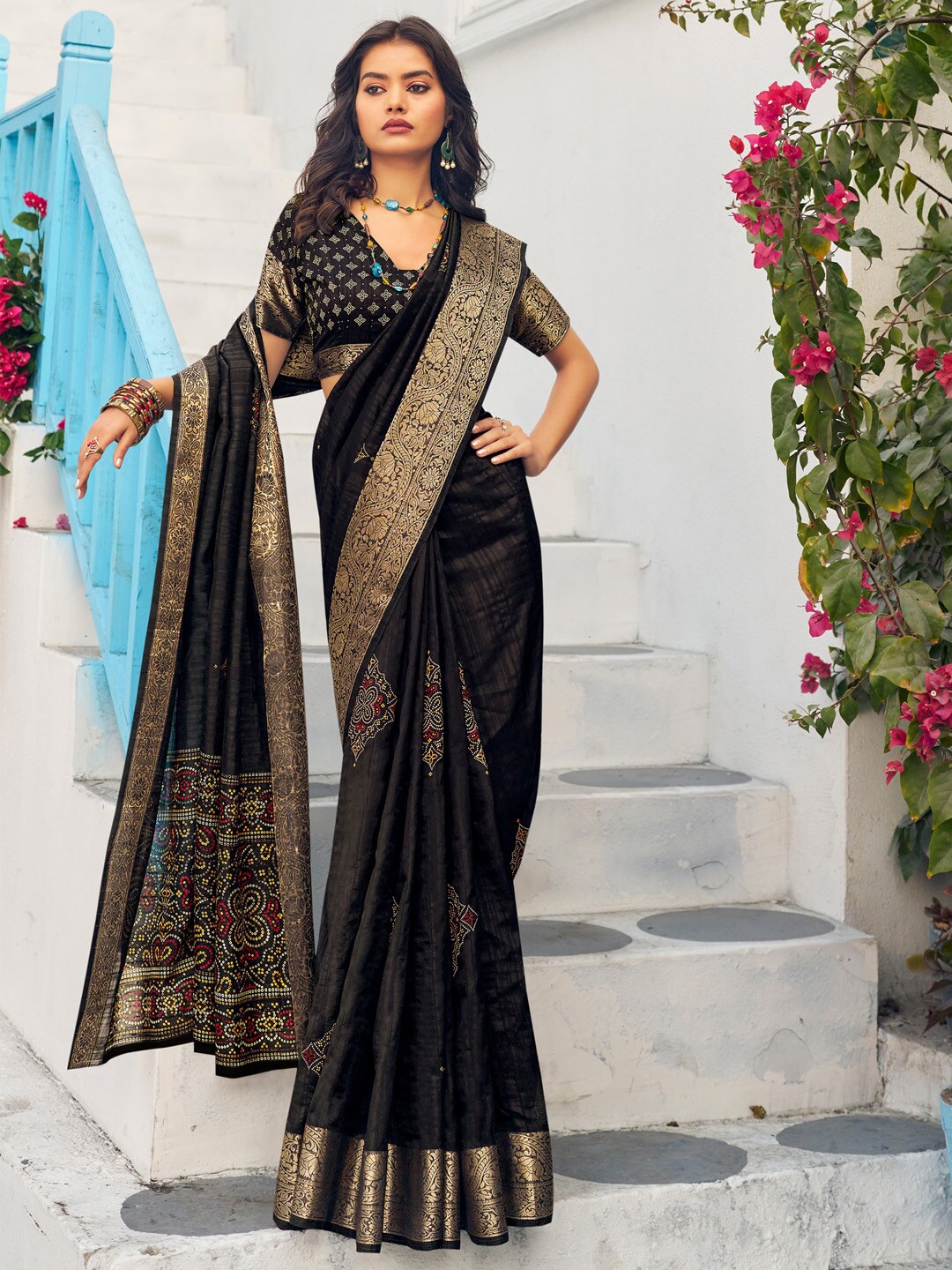 

Mitera Ethnic Motifs Zari Silk Sungudi Saree, Black