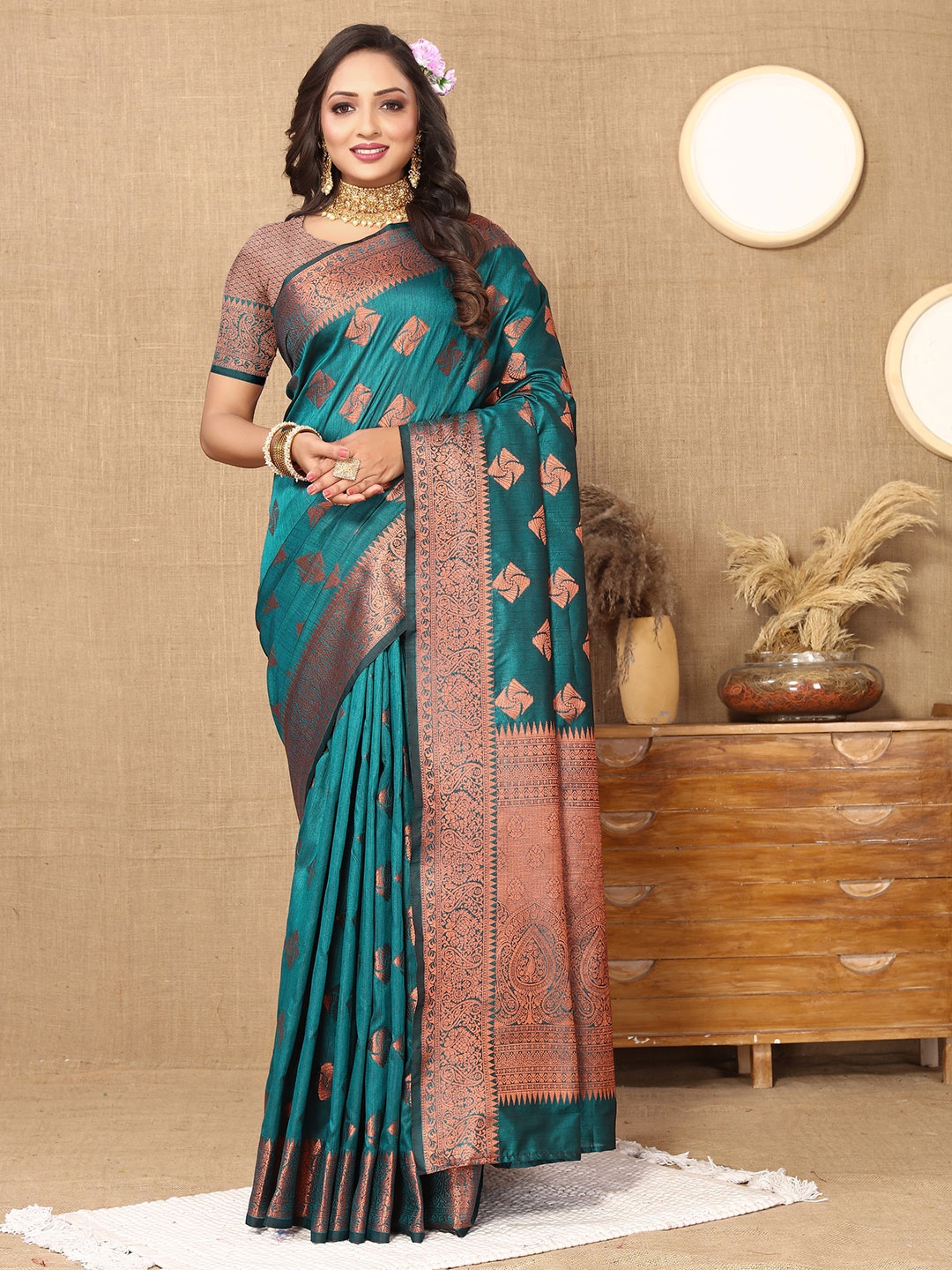 

YAVIRA SILK Ethnic Motifs Woven Design Zari Banarasi Saree, Turquoise blue