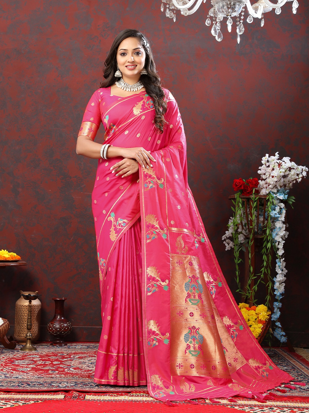 

YAVIRA SILK Woven Design Zari Art Silk Paithani Saree, Pink