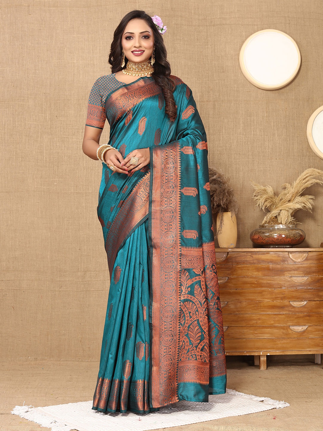 

YAVIRA SILK Ethnic Motifs Woven Design Zari Banarasi Saree, Turquoise blue