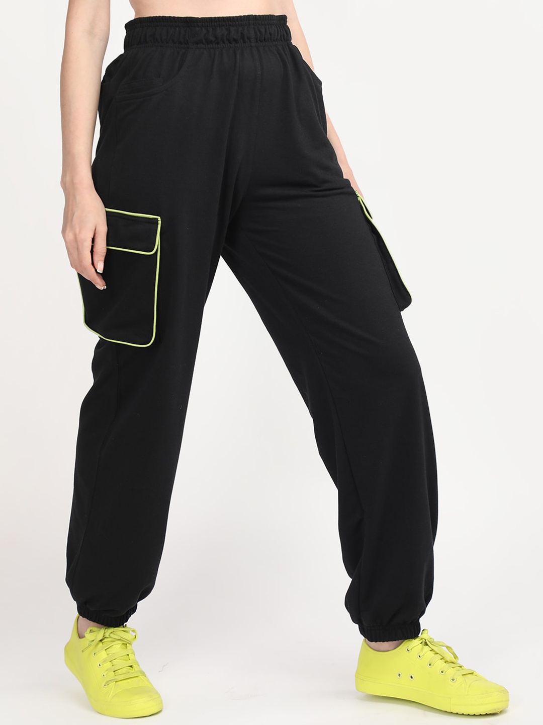 

CHKOKKO Women Relaxed-Fit Joggers, Black