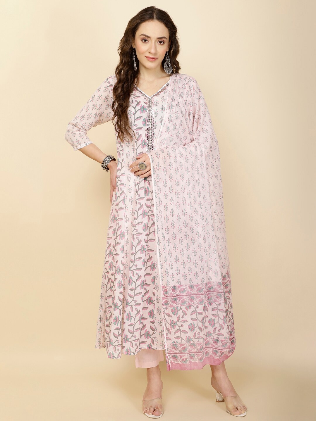 

Meena Bazaar Ethnic Motifs Embroidered Regular Mirror Work Kurta with Trousers & Dupatta, Pink