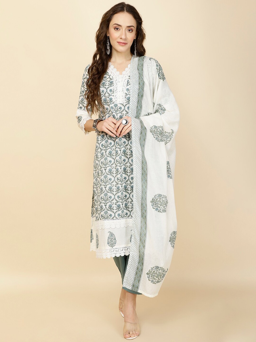 

Meena Bazaar Ethnic Motifs Printed Regular Thread Work Kurta with Trousers & Dupatta, Grey