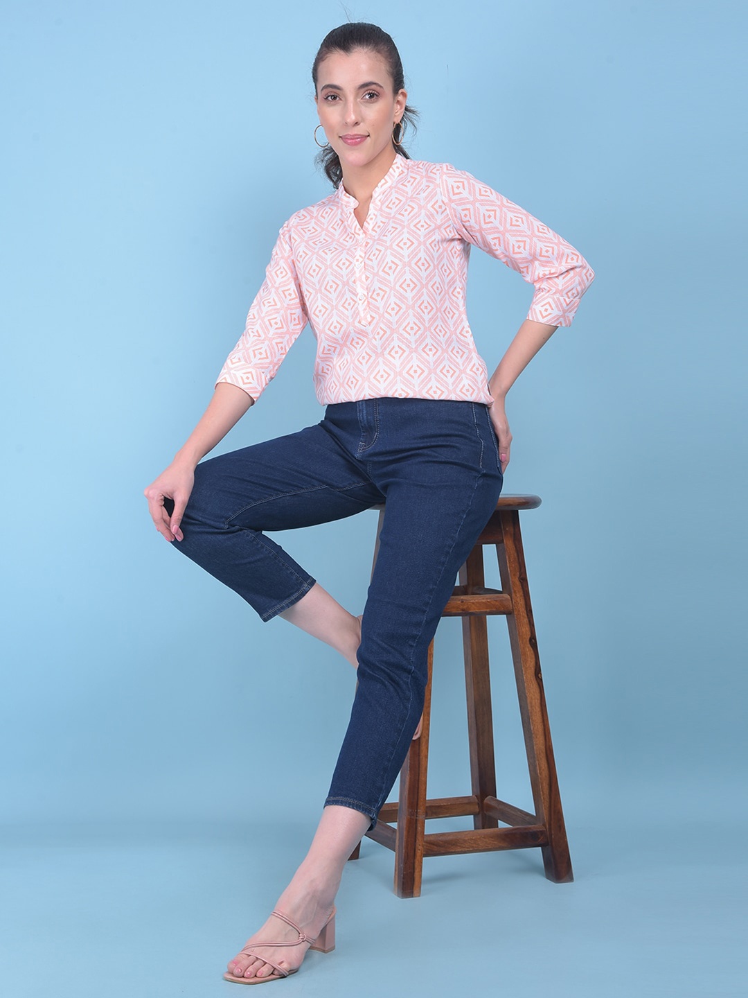 

Crimsoune Club Geometric Print Cotton Mandarin Collar Opaque Blouson Casual Top, Peach