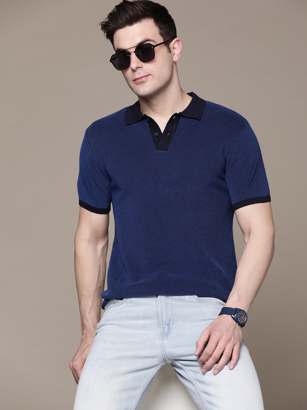 

Roadster Men Polo Collar Pure Cotton T-shirt, Navy blue