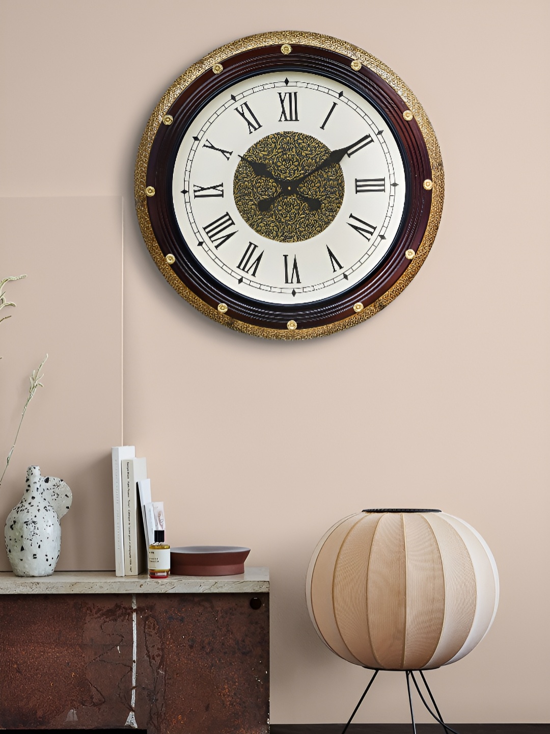 

Craft Smith Brown & Black Embellished Round Analogue Wall Clock