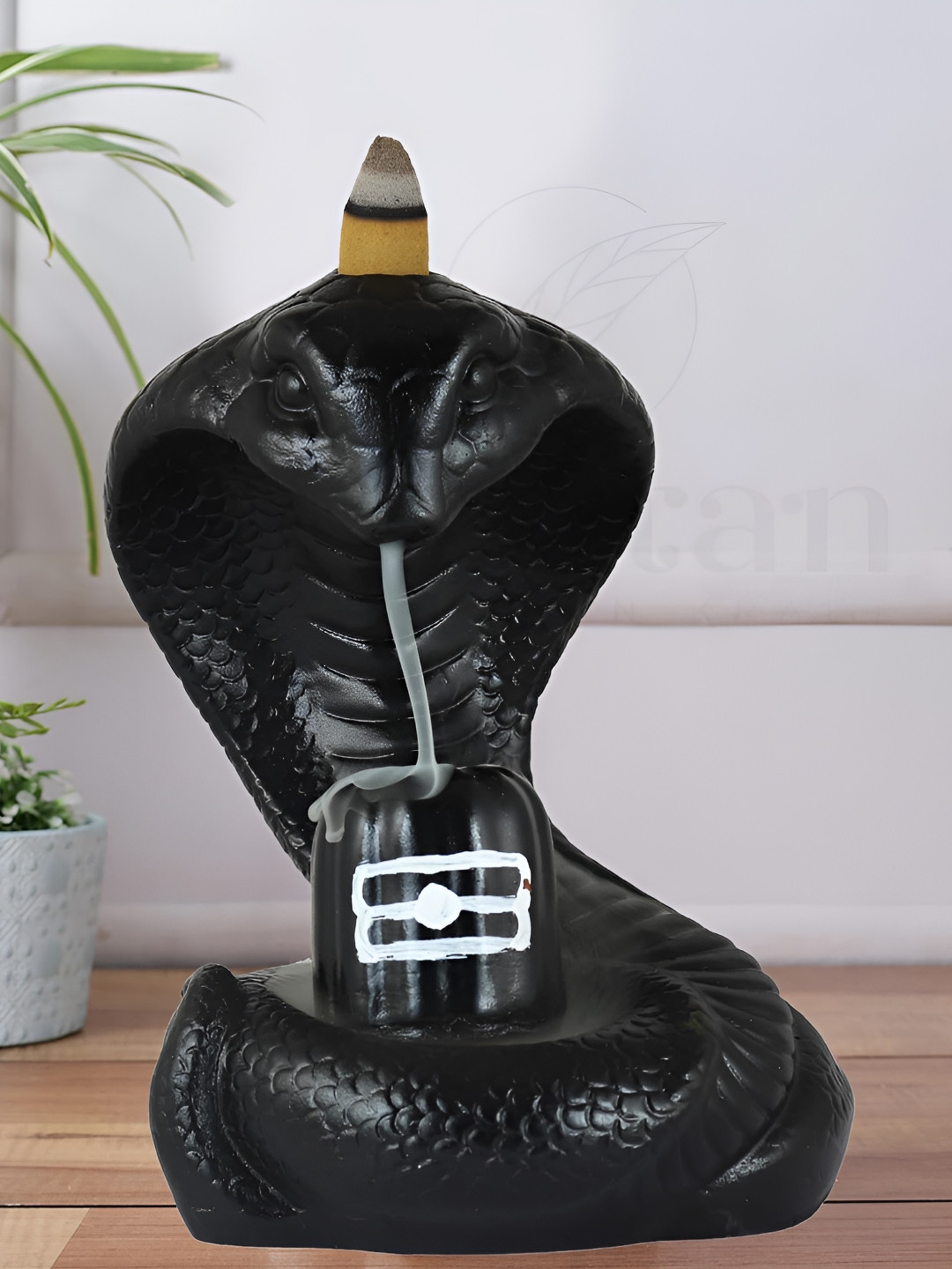 

CRAFTAM Naag with Shivling Smoke, Black