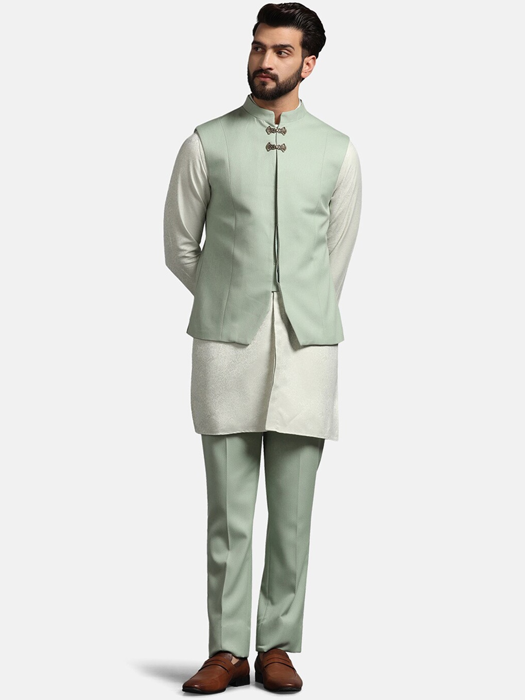 

Blackberrys Self-Design Kurta With Trouser & Nehru Jacket, Green