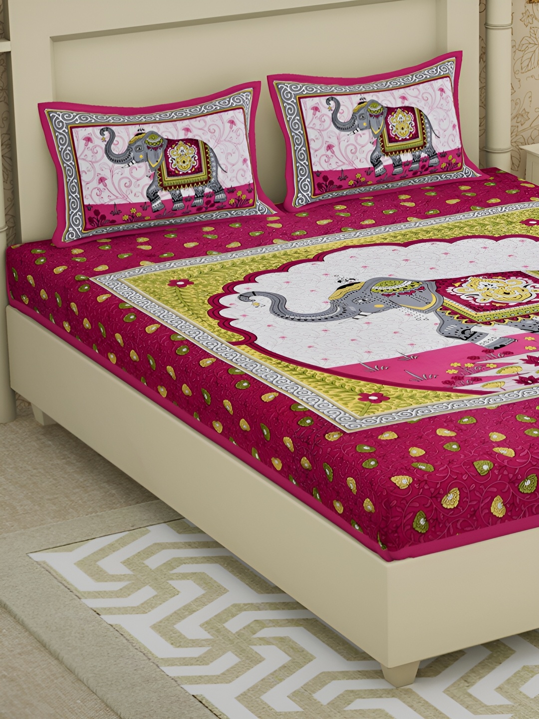 

POORAK Pink & White Ethnic Motifs Cotton 104 TC Queen Bedsheet With 2 Pillow Covers