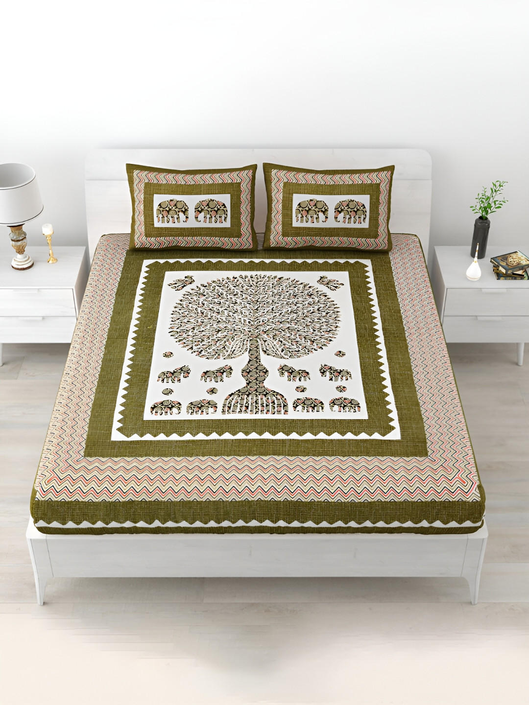 

POORAK Green & White Ethnic Motifs Cotton 104 TC Queen Bedsheet With 2 Pillow Covers