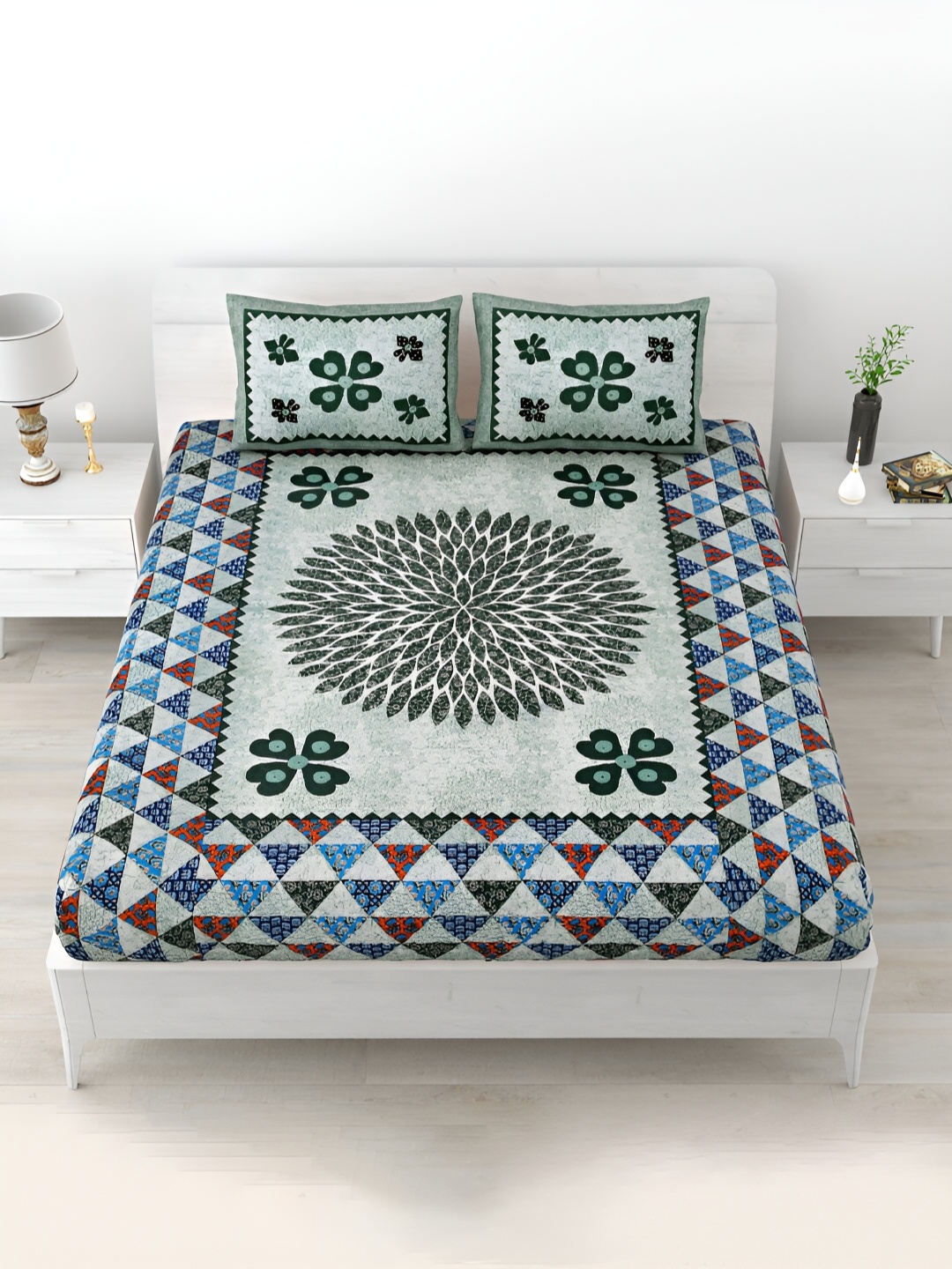 

POORAK Green & Blue Geometric Cotton 104 TC Queen Bedsheet With 2 Pillow Covers
