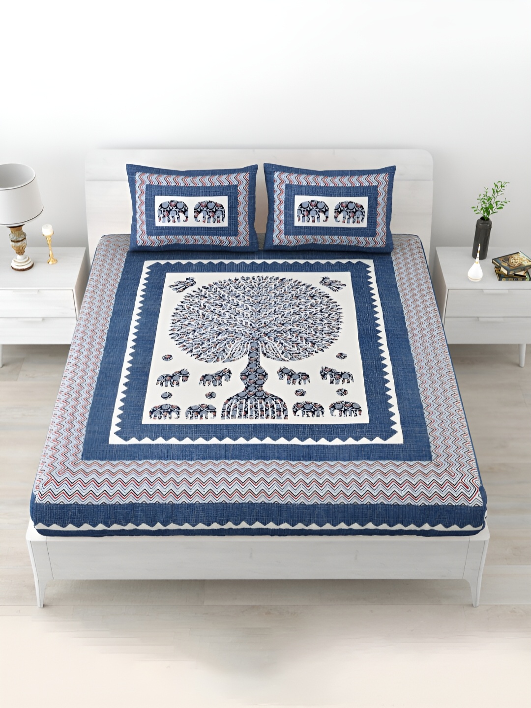 

POORAK Blue & White Ethnic Motifs 104 TC Queen Bedsheet Bedsheet Set