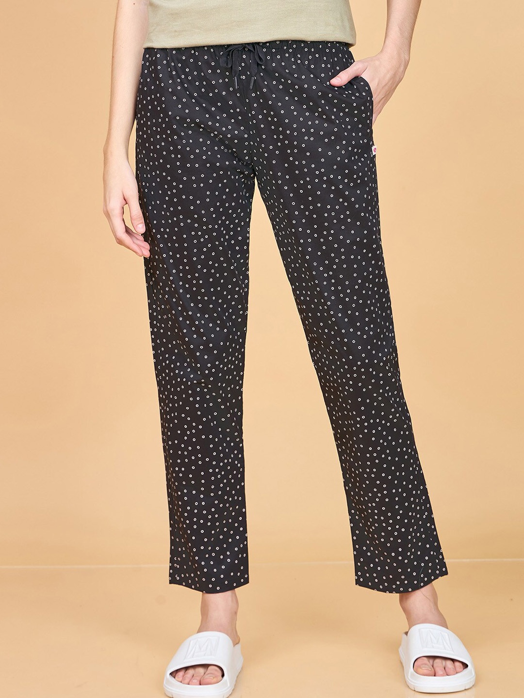 

Enamor Women Printed Pure Cotton Lounge Pants, Black