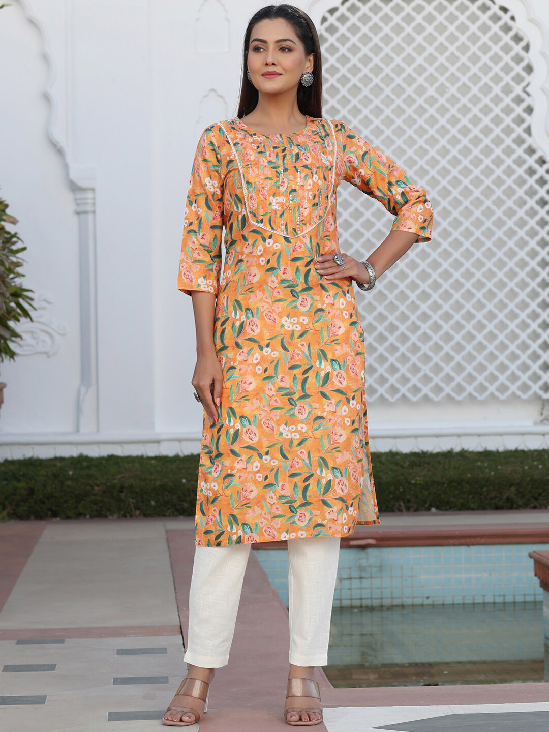 

Jaipur Kurti Women Floral Printed Kurta, Orange