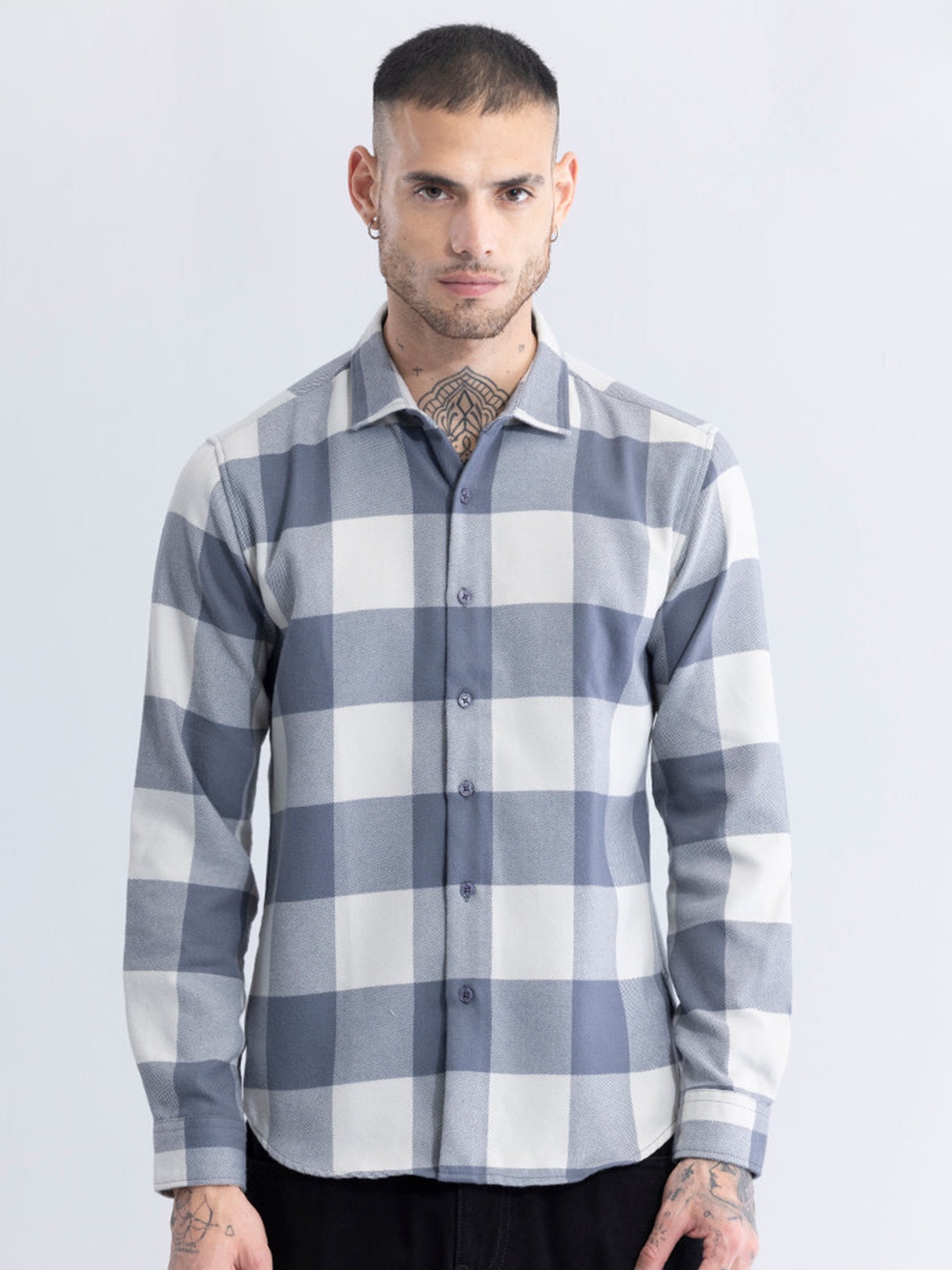 

Snitch White Classic Slim Fit Opaque Windowpane Checked Cotton Casual Shirt