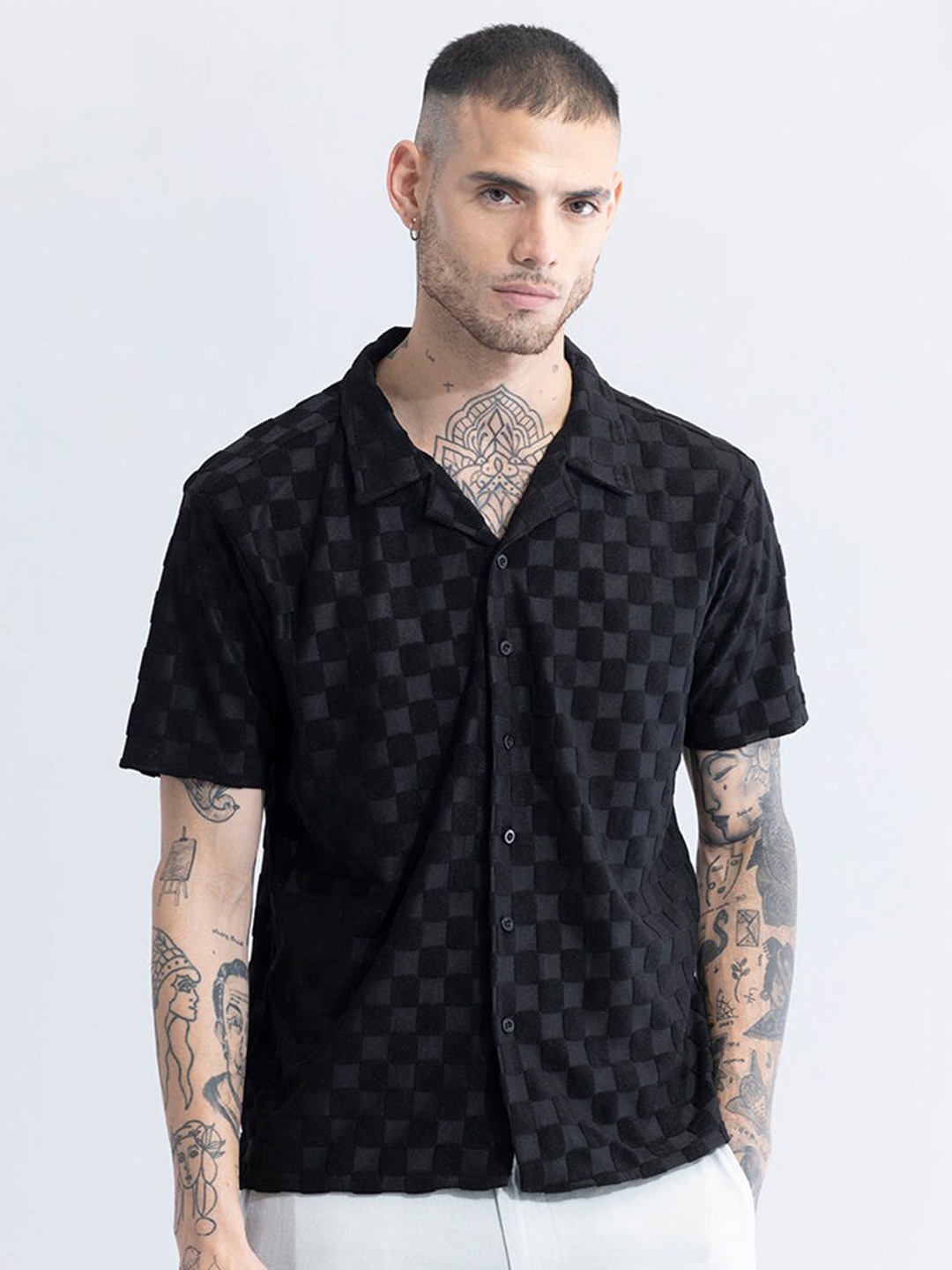 

Snitch Black Classic Slim Fit Tartan Checks Opaque Cotton Casual Shirt