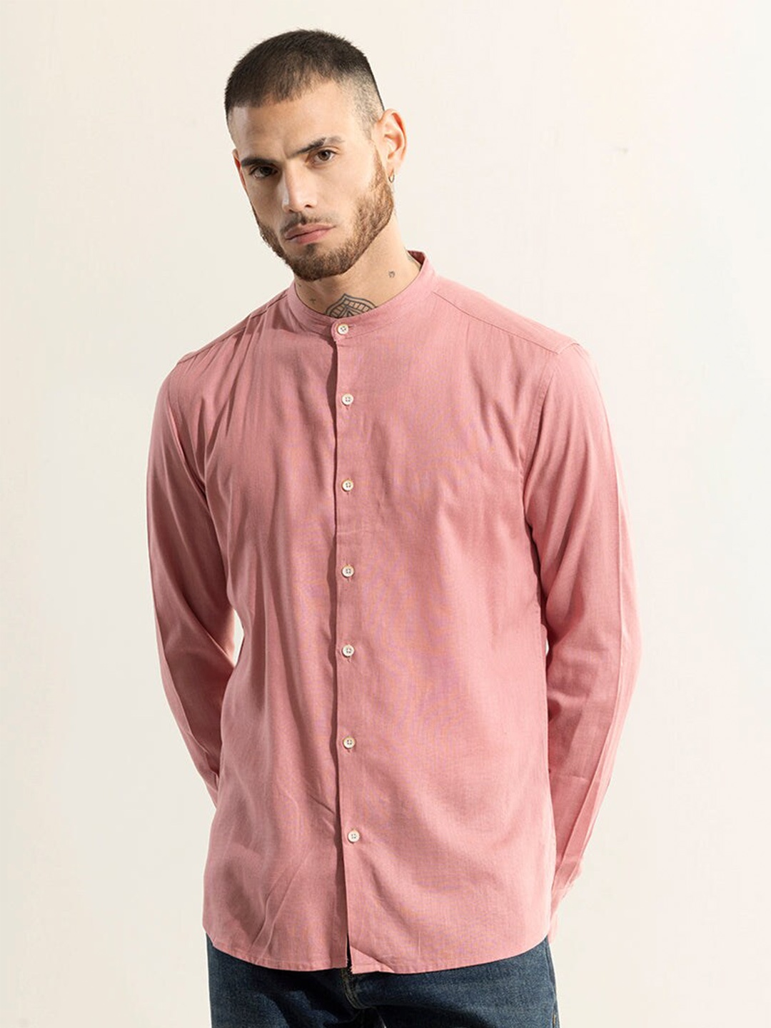 

Snitch Pink Classic Slim Fit Opaque Cotton Casual Shirt