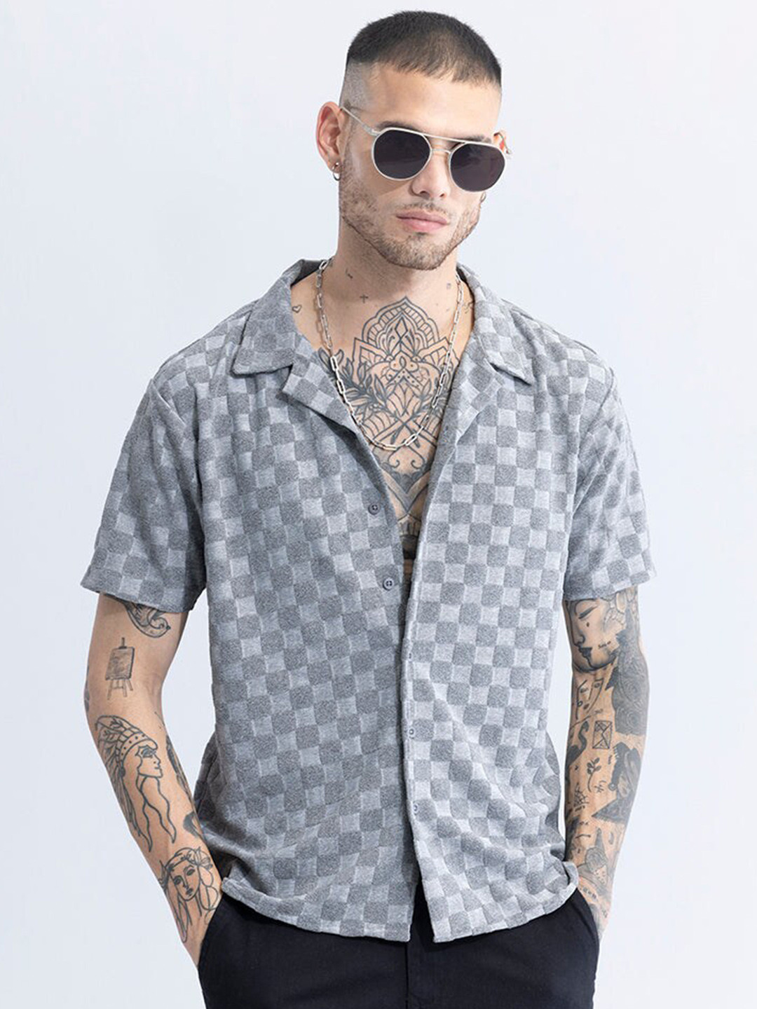 

Snitch Grey Classic Slim Fit Checked Opaque Cotton Casual Shirt