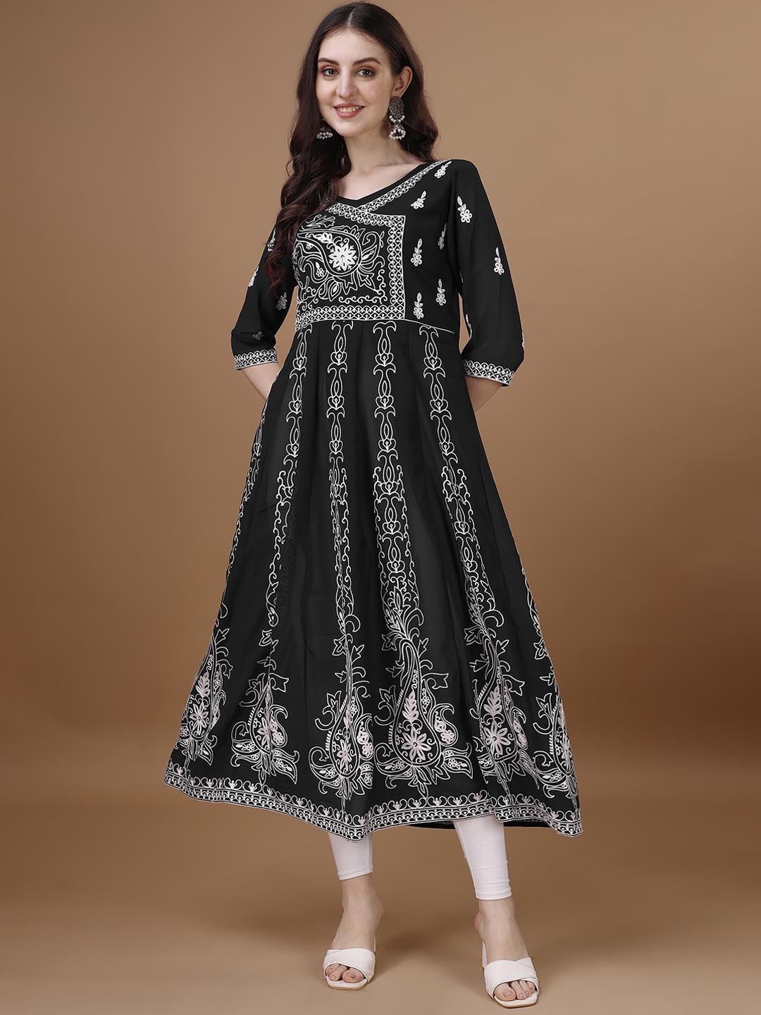 

Shree Ramkrishna Fab Women Floral Embroidered Chikankari Anarkali Kurta, Black