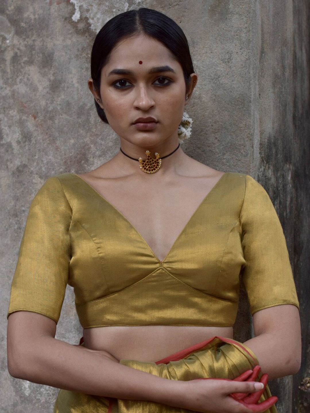 

HUTS AND LOOMS V-Neck Saree Blouse, Olive