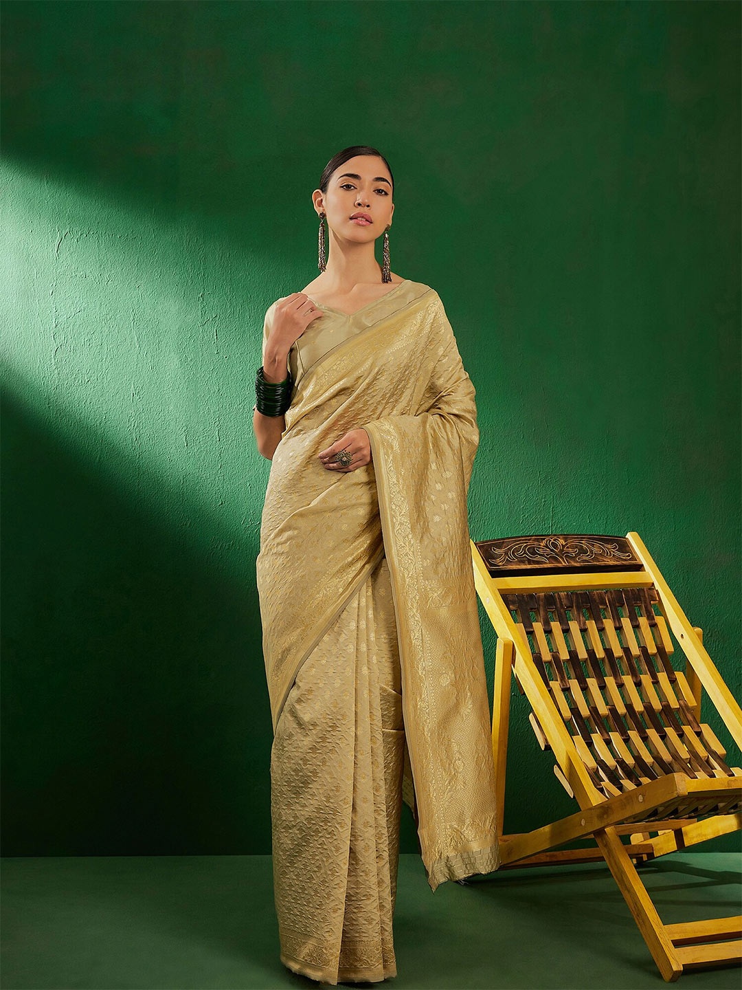 

Sangria Ethnic Motifs Woven Design Banarasi Saree, Beige
