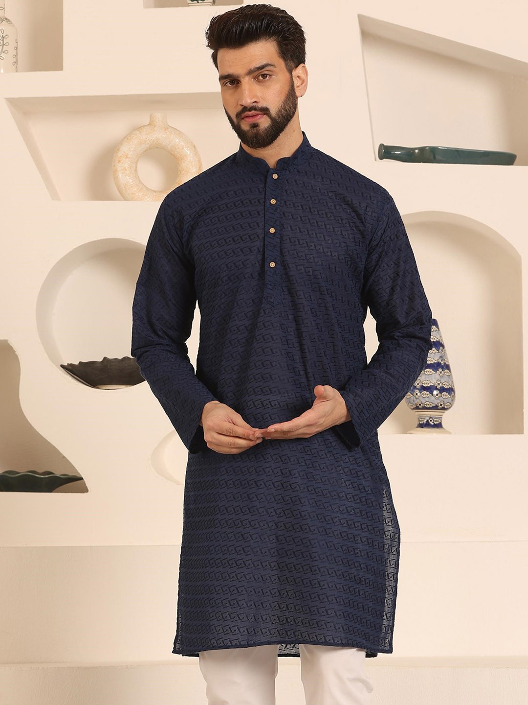 

Armaan Ethnic Thread Work Mandarin Collar Long Sleeves Straight Kurta, Navy blue
