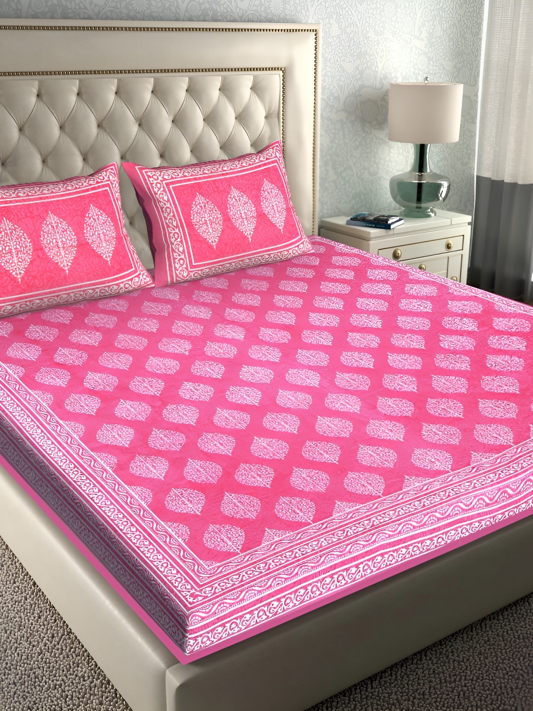 

Sohibe Pink Ethnic Printed 144 TC Cotton King Bedsheet Set