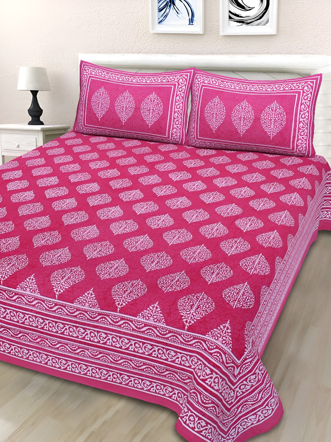 

Sohibe Pink & White Printed Cotton 144 TC 2 King Bedsheet With 2 Pillow Covers