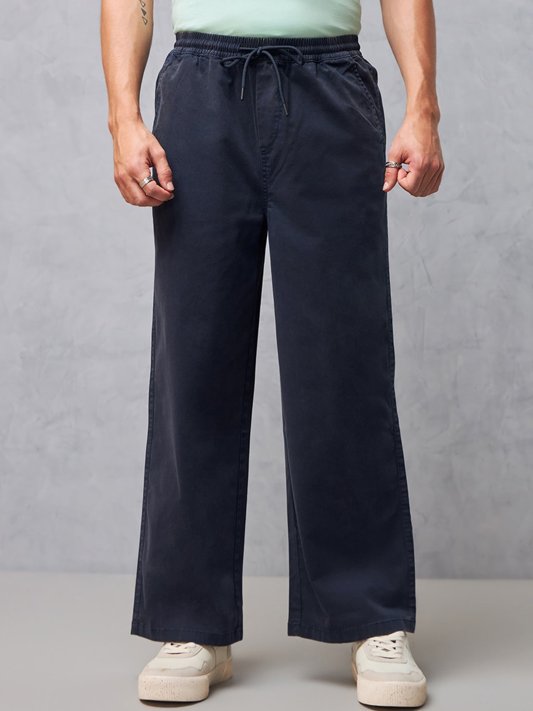 

Bewakoof Men Baggy Straight Fit Casual Trousers, Blue
