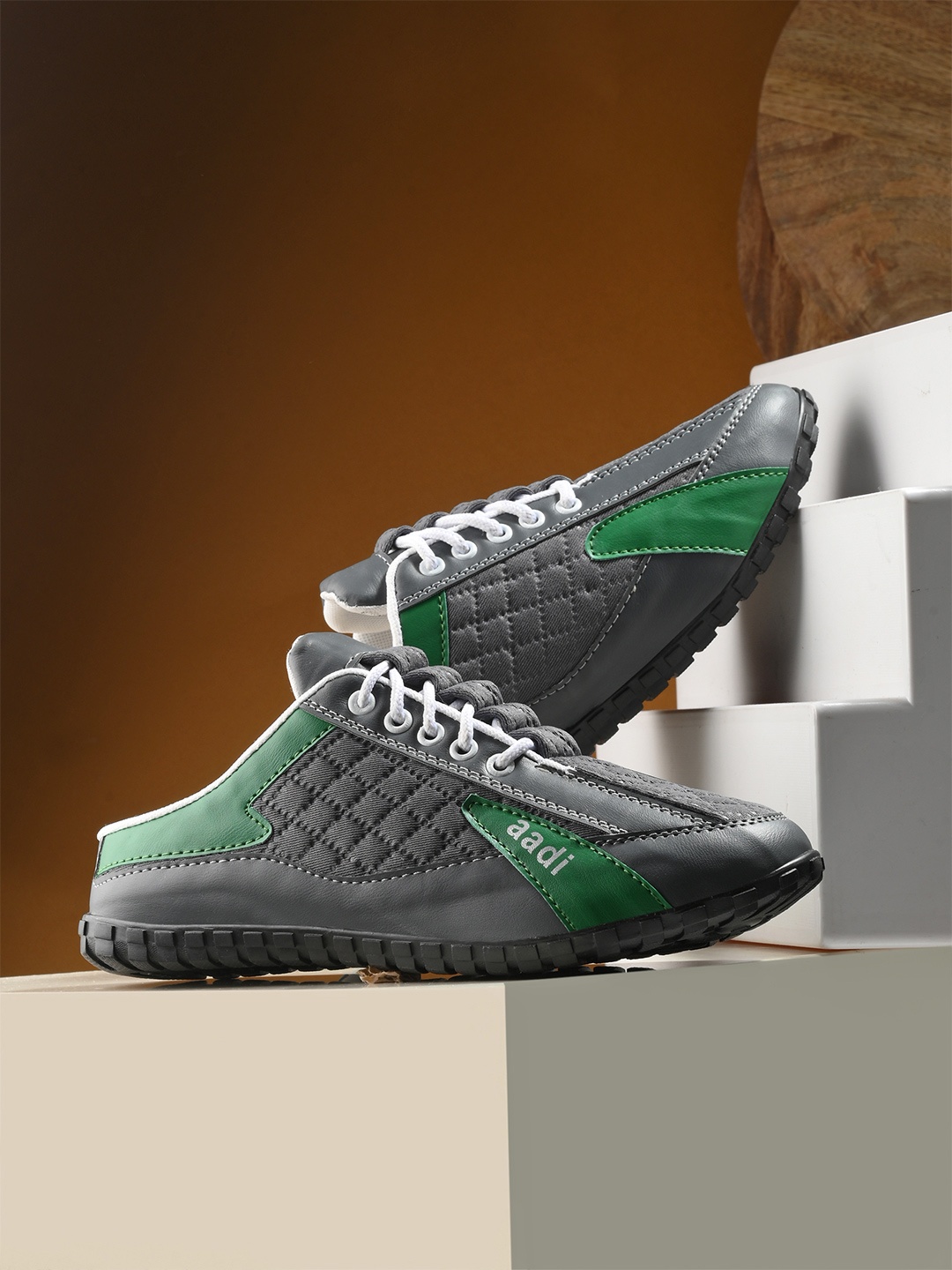 

aadi Men Textured Round Toe Lightweight Mule Sneakers, Grey