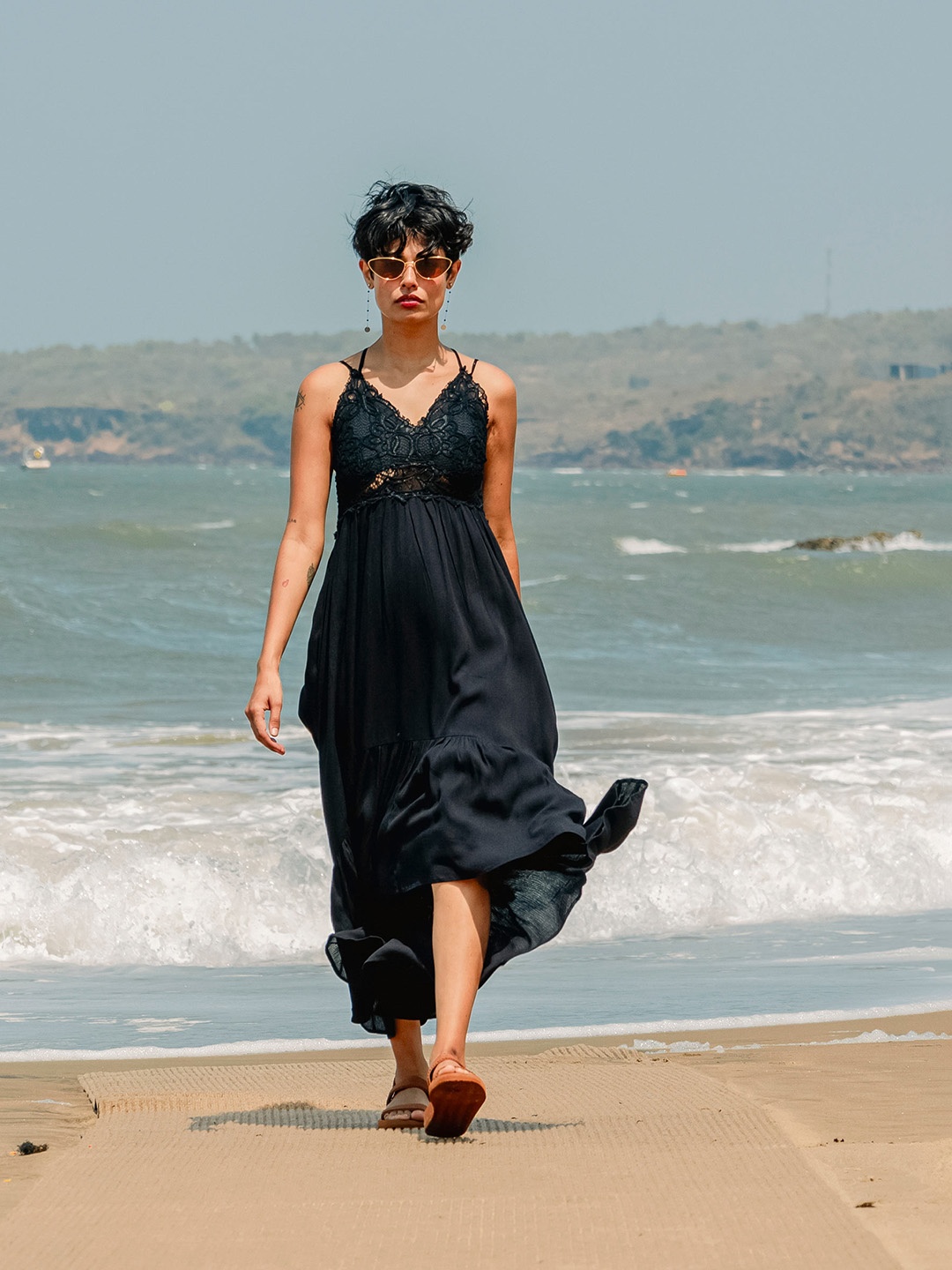 

RAREISM Self Design Shoulder Strap Fit & Flare Midi Dress, Black