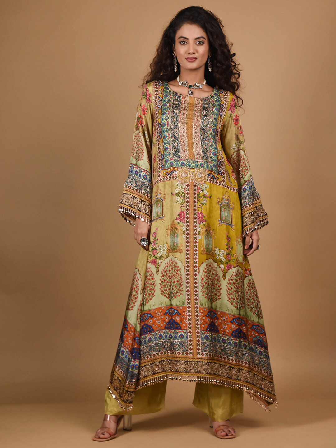 

Vishudh Ethnic Motifs Printed Regular Thread Work Kurta With Palazzos & Dupatta, Green