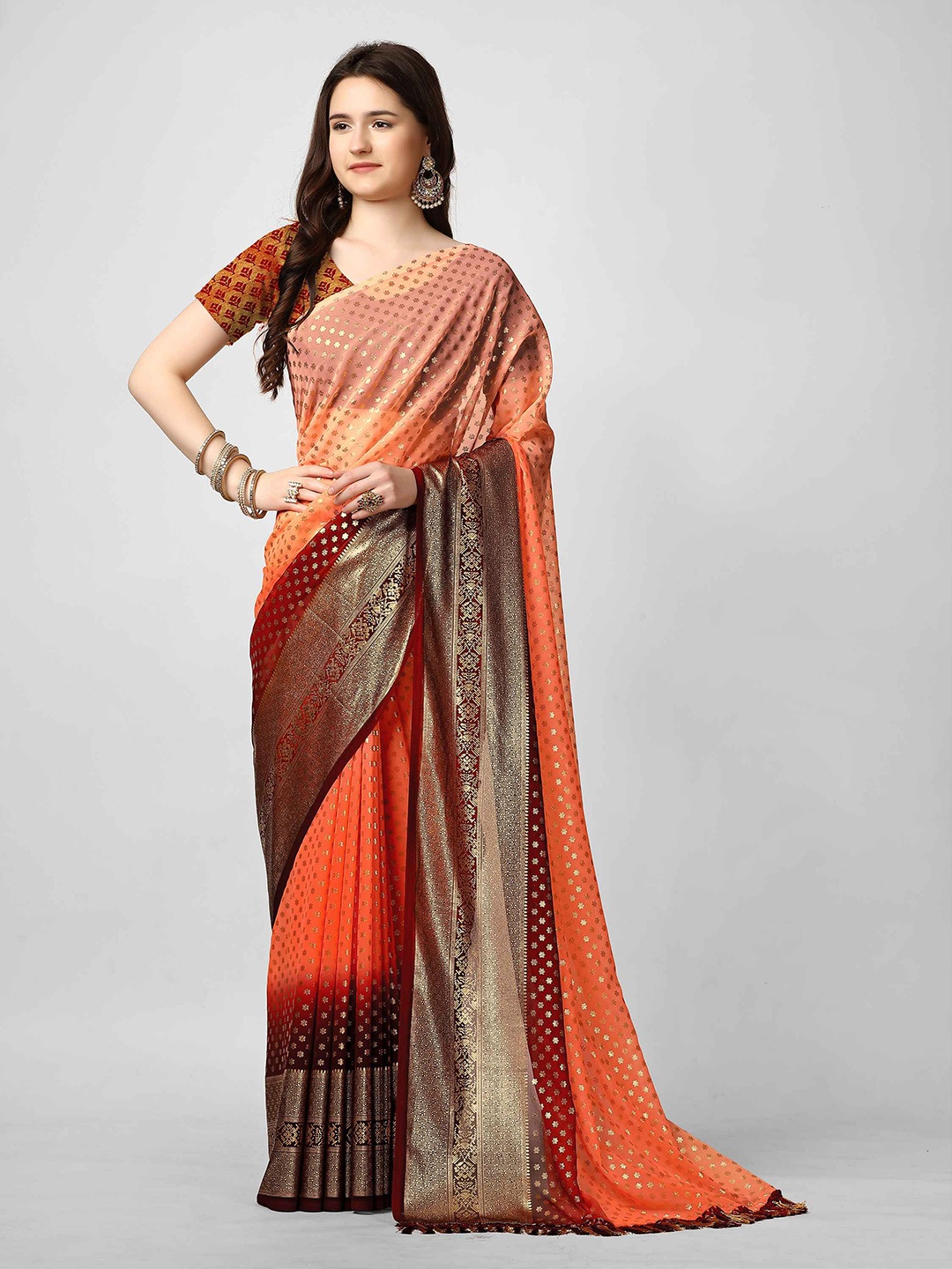 

VIRICA Floral Printed Georgette Saree, Orange