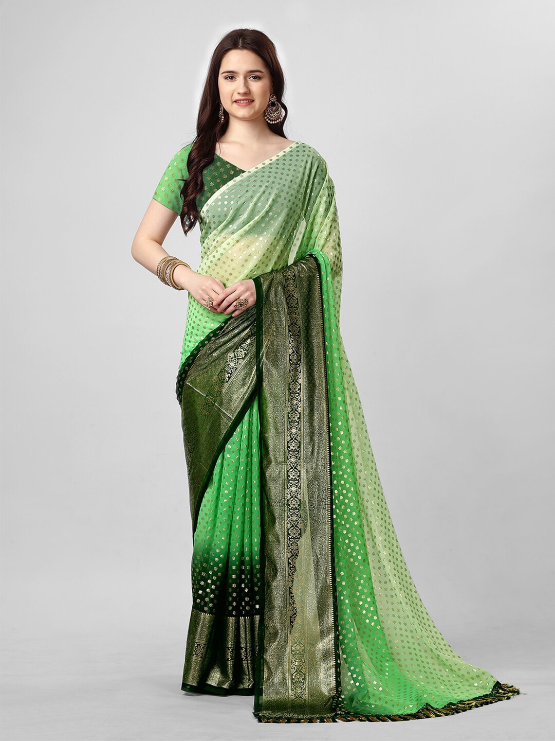 

VIRICA Floral Zari Printed Georgette Saree, Green