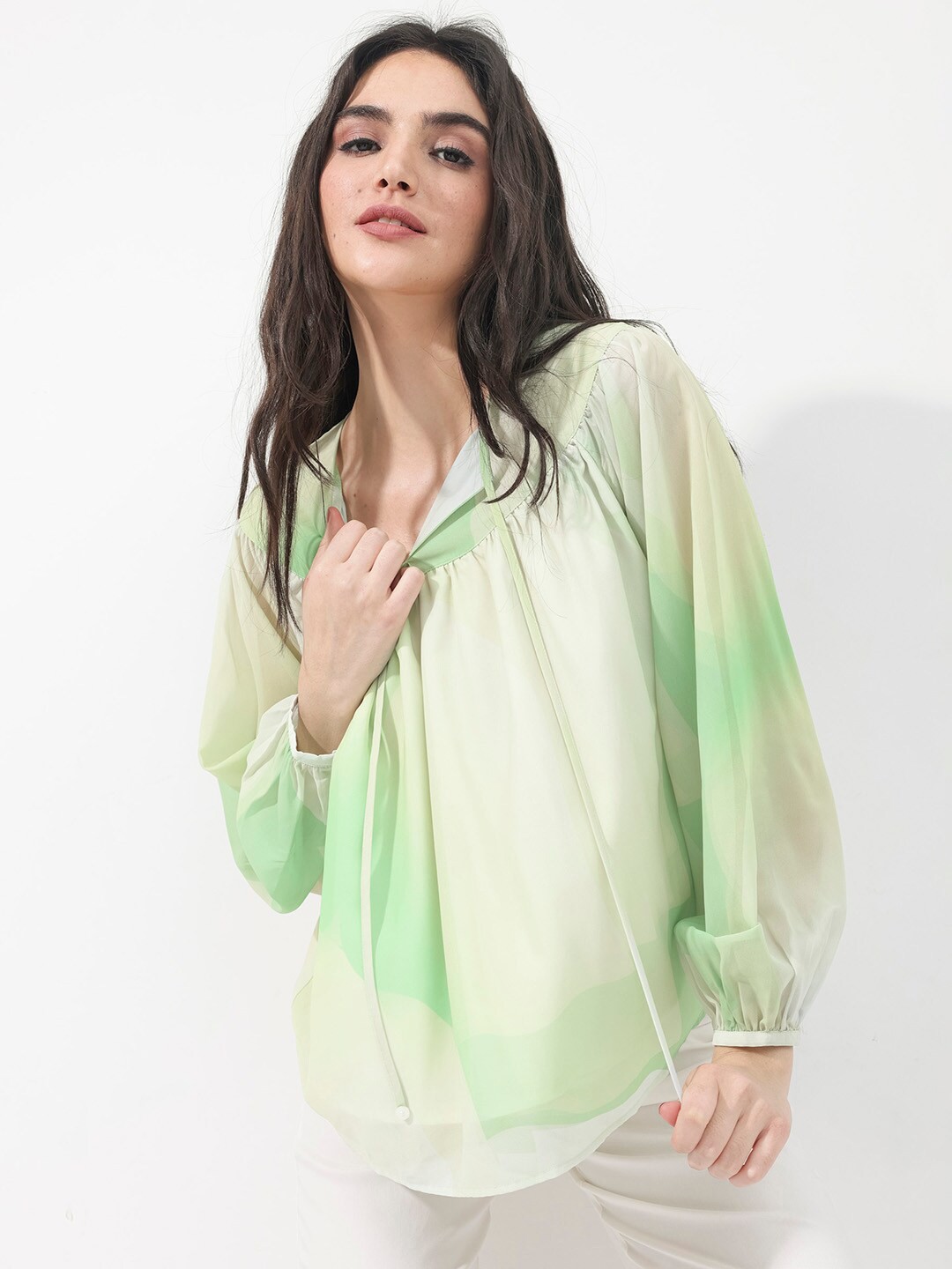 

RAREISM Tie-Up Neck Puff Sleeves Top, Green