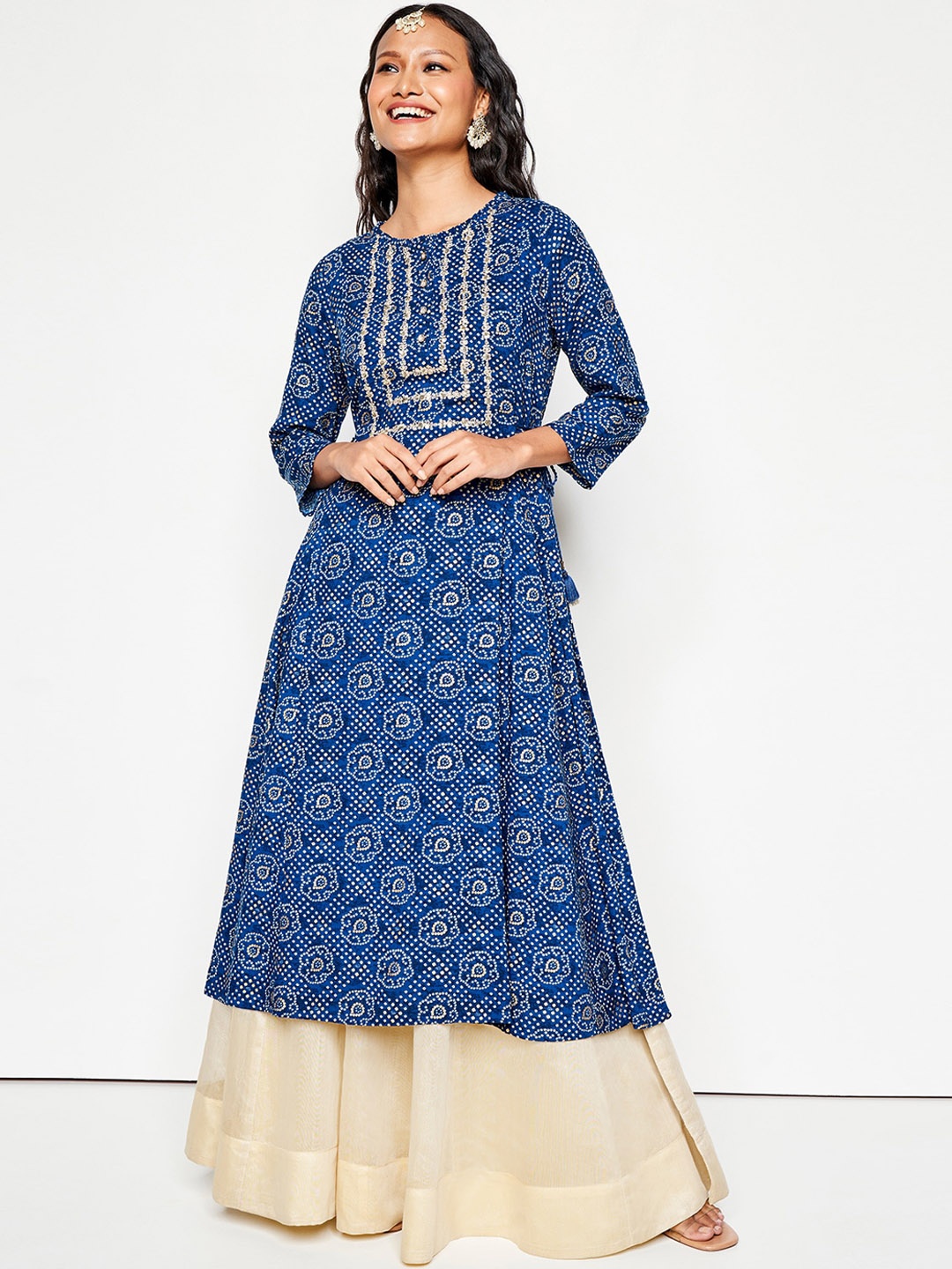 

Global Desi Round Neck Ethnic Motifs Printed Sequinned Kurta, Navy blue