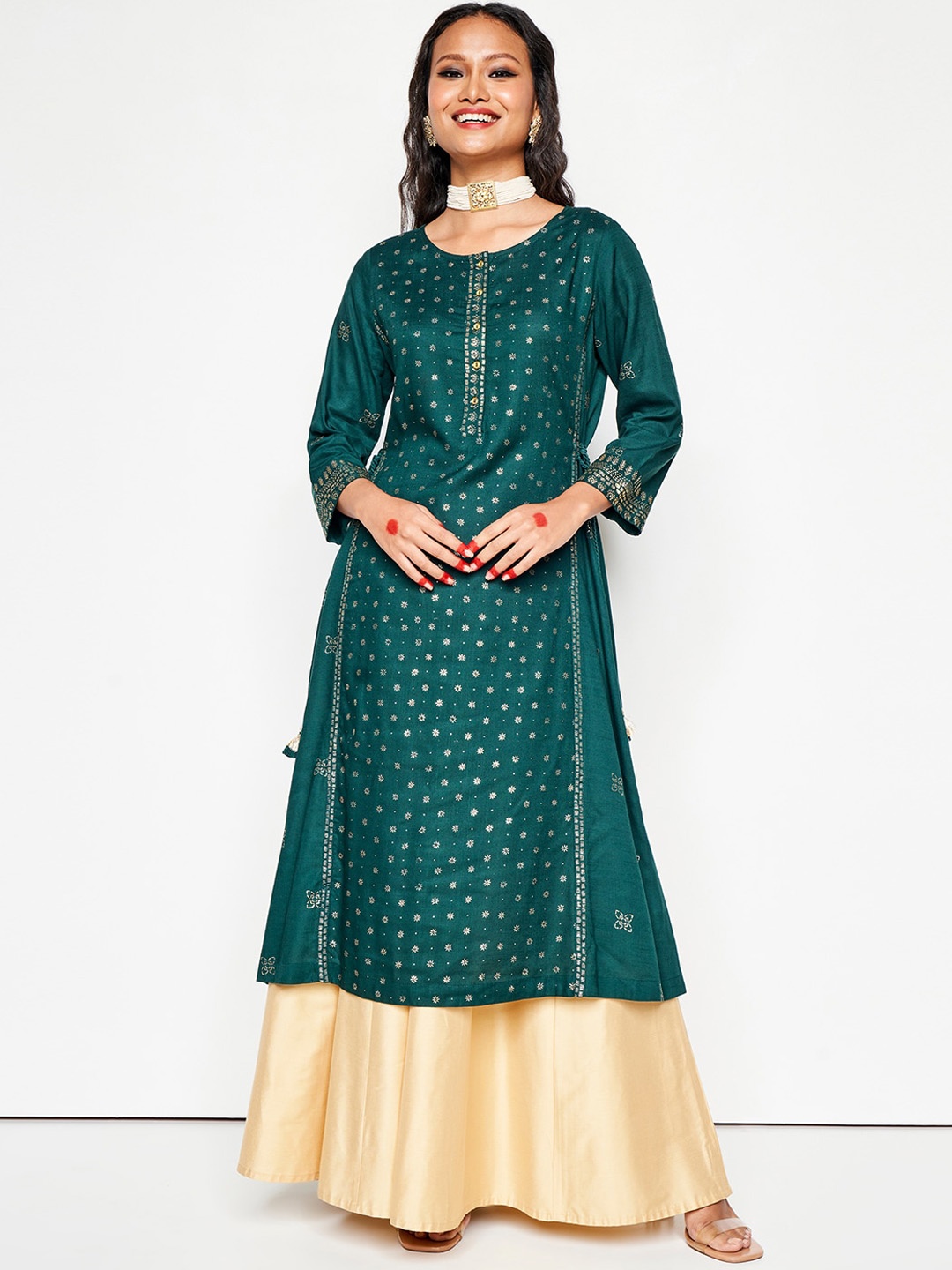 

Global Desi Round Neck Long Sleeves Ethnic Rayon A Line Kurta, Green
