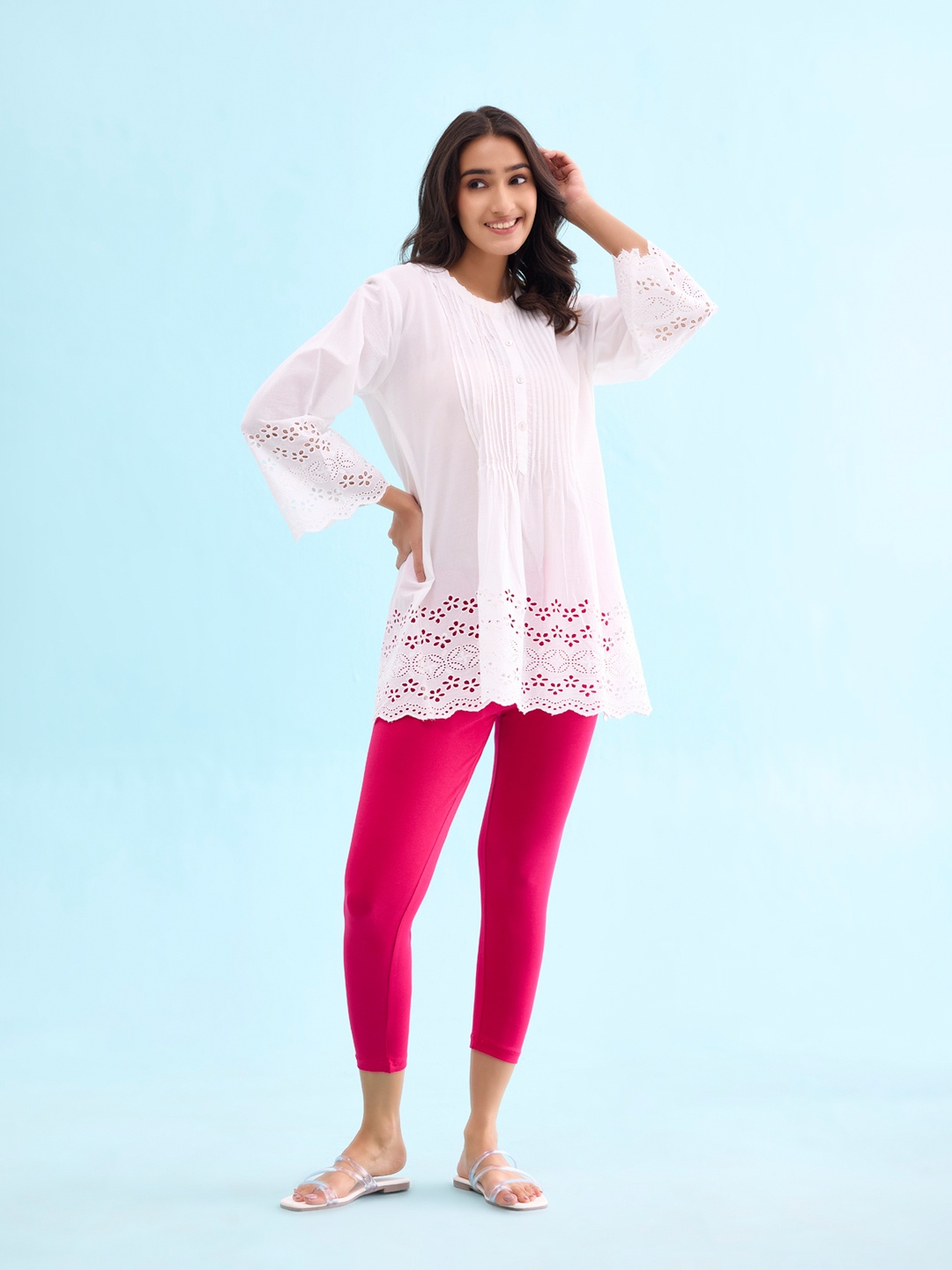 

Go Colors Slim Fit Three-Fourth Length Leggings, Pink
