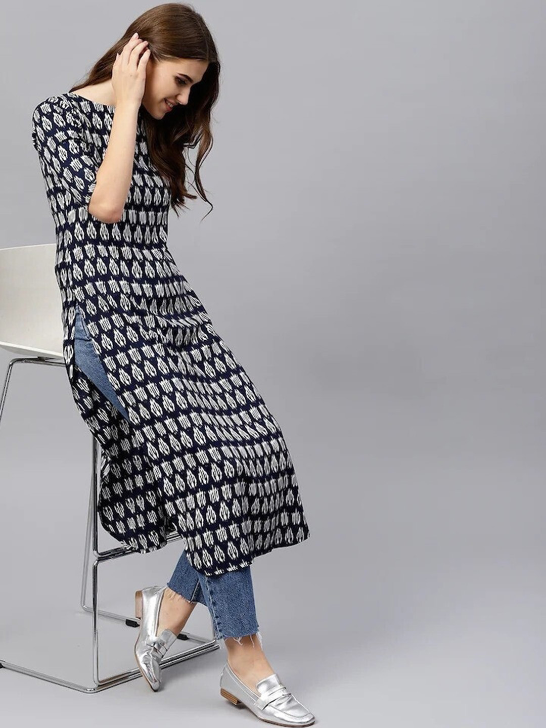 

Mialo fashion Women Geometric Keyhole Neck Mirror Work Block Print Anarkali Kurta, Black
