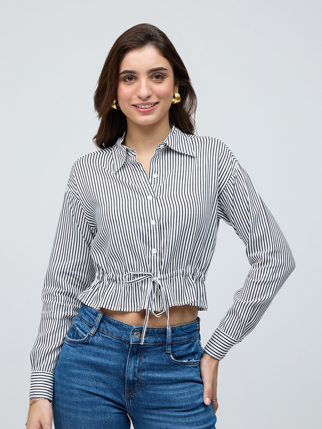 

20Dresses Black And White Striped Spread Collar Full Sleeves Tie Up Shirt