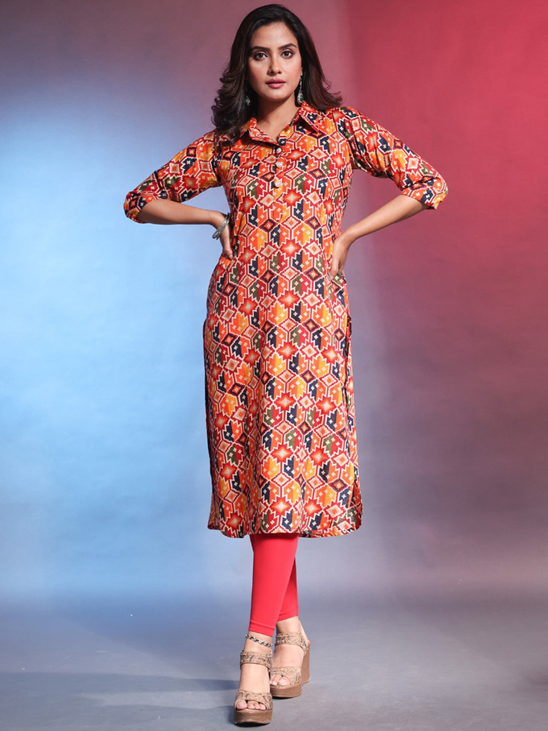

Charukriti Floral Printed Shirt Collar Straight Kurta, Orange