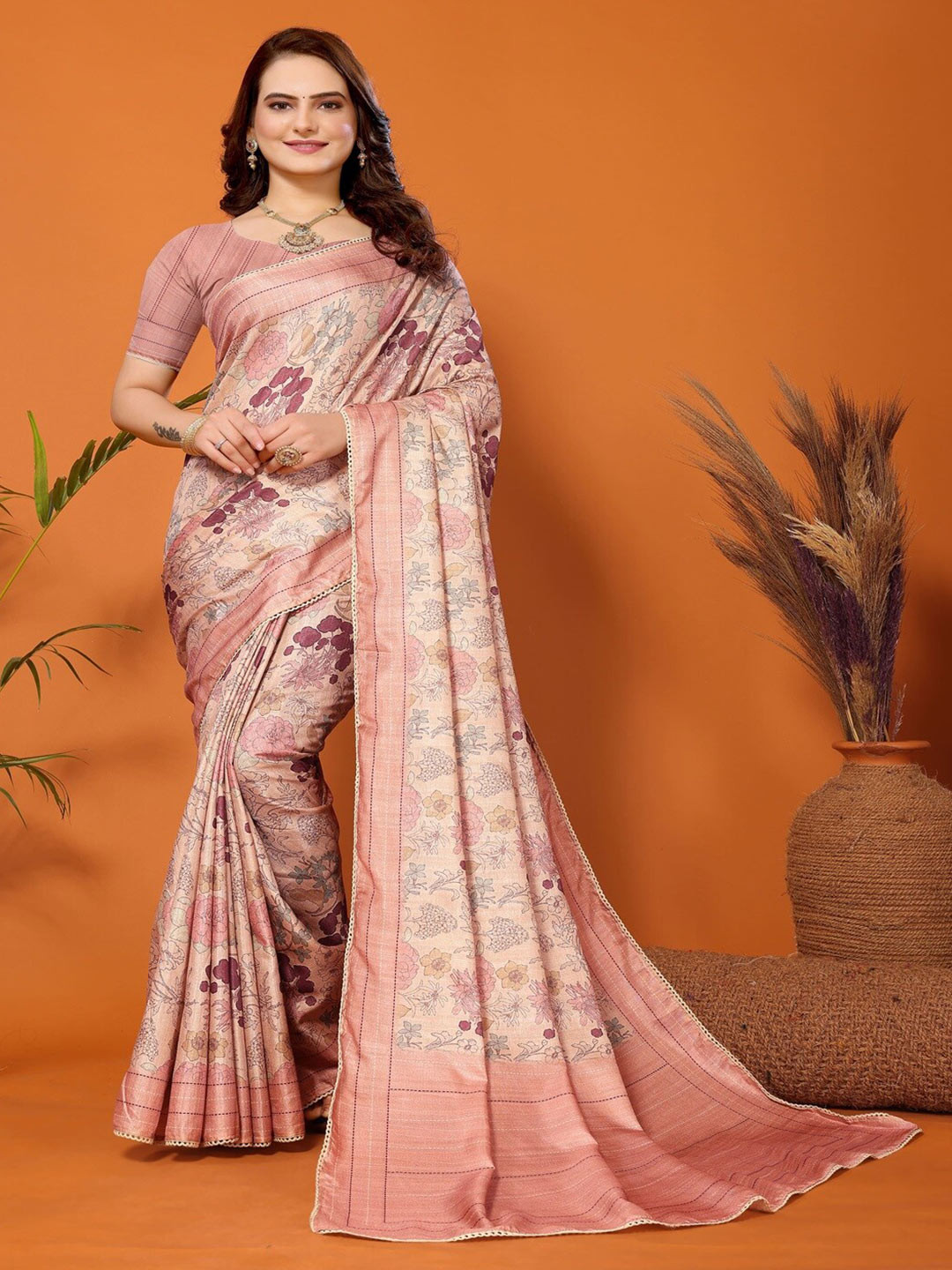 

ARYZE Floral Printed Saree, Peach