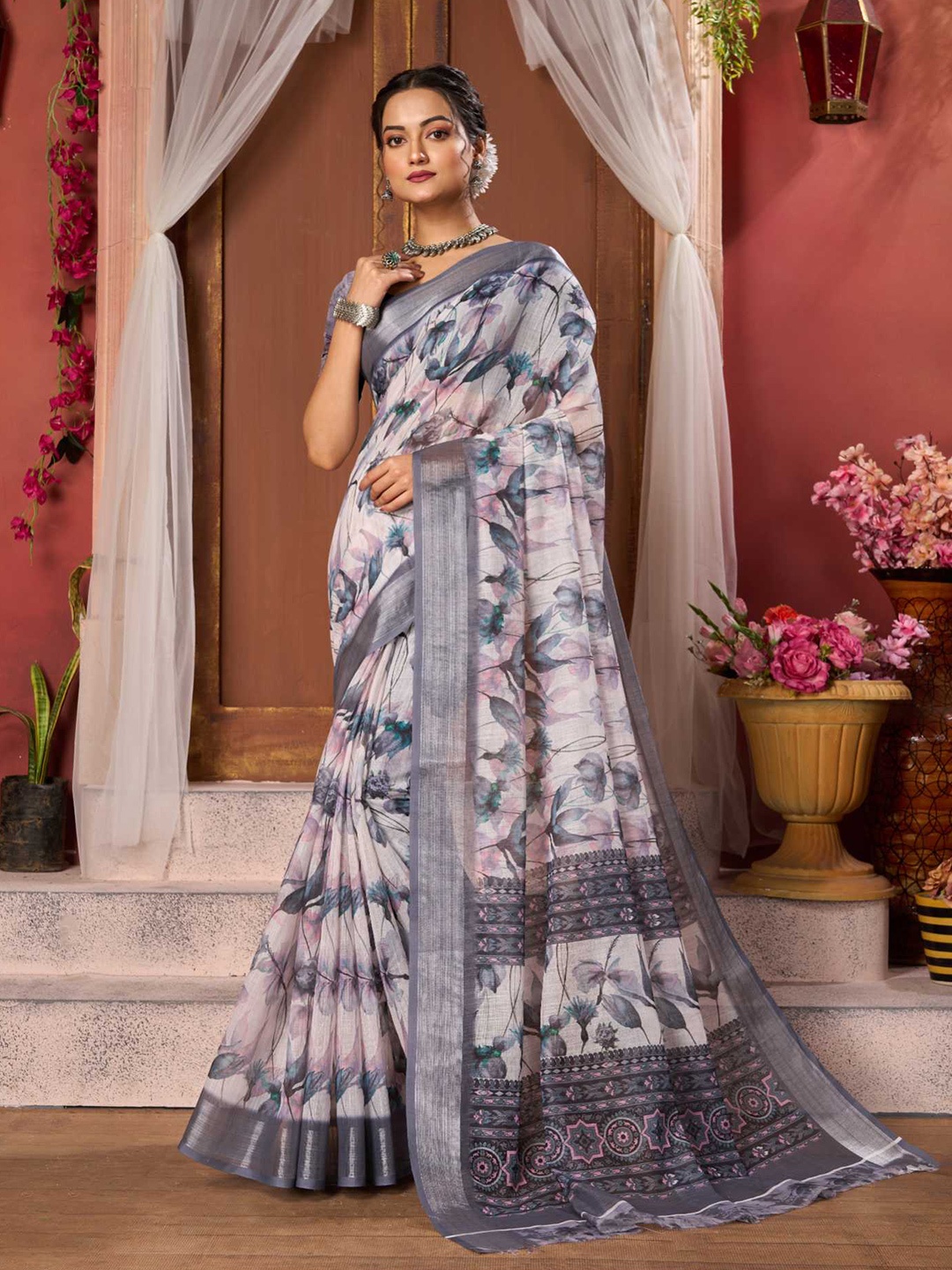 

KALINI Floral Printed Zari Saree, Grey