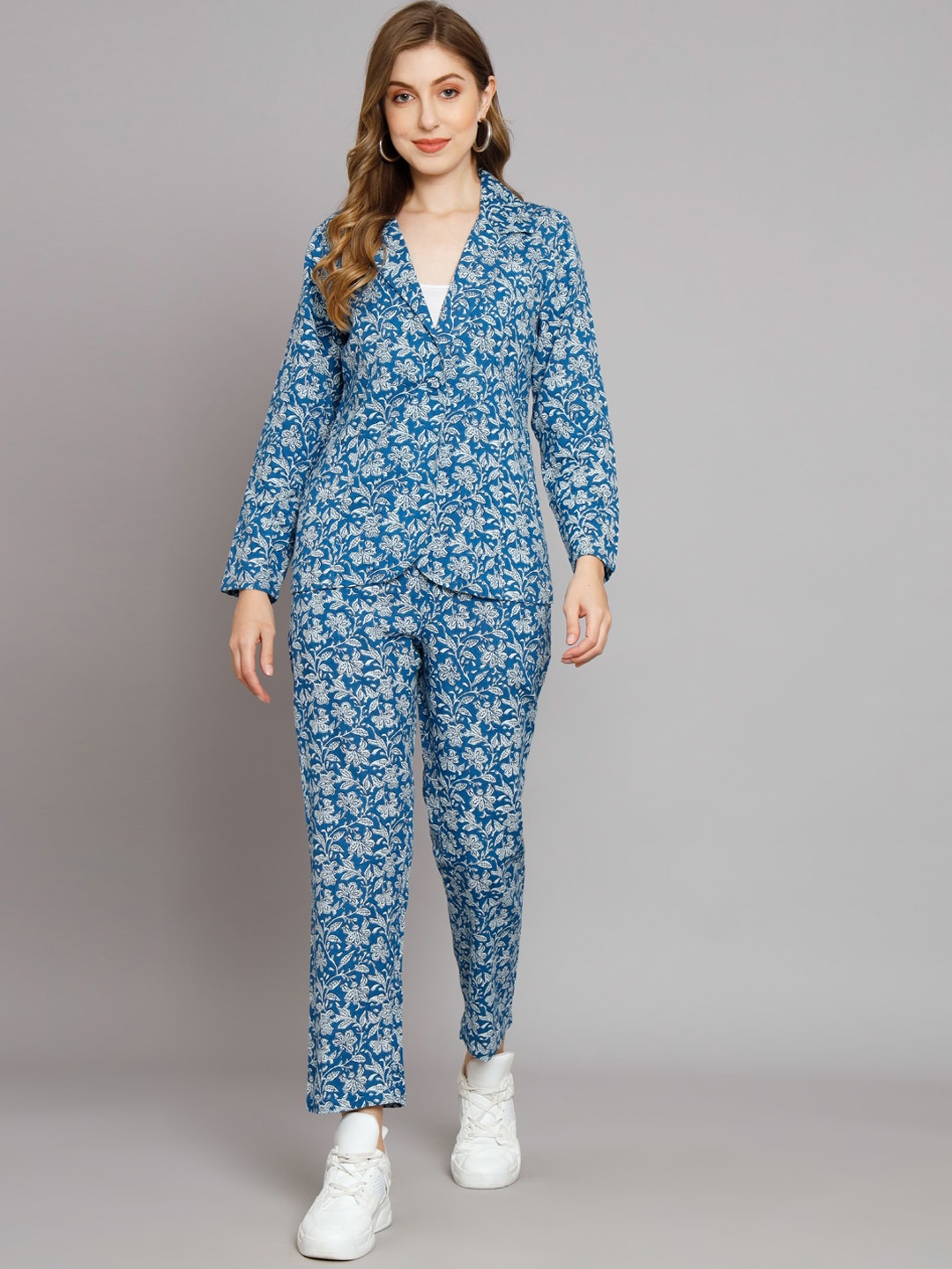 

KALINI Floral Printed Linen Blazer With Trouser, Blue