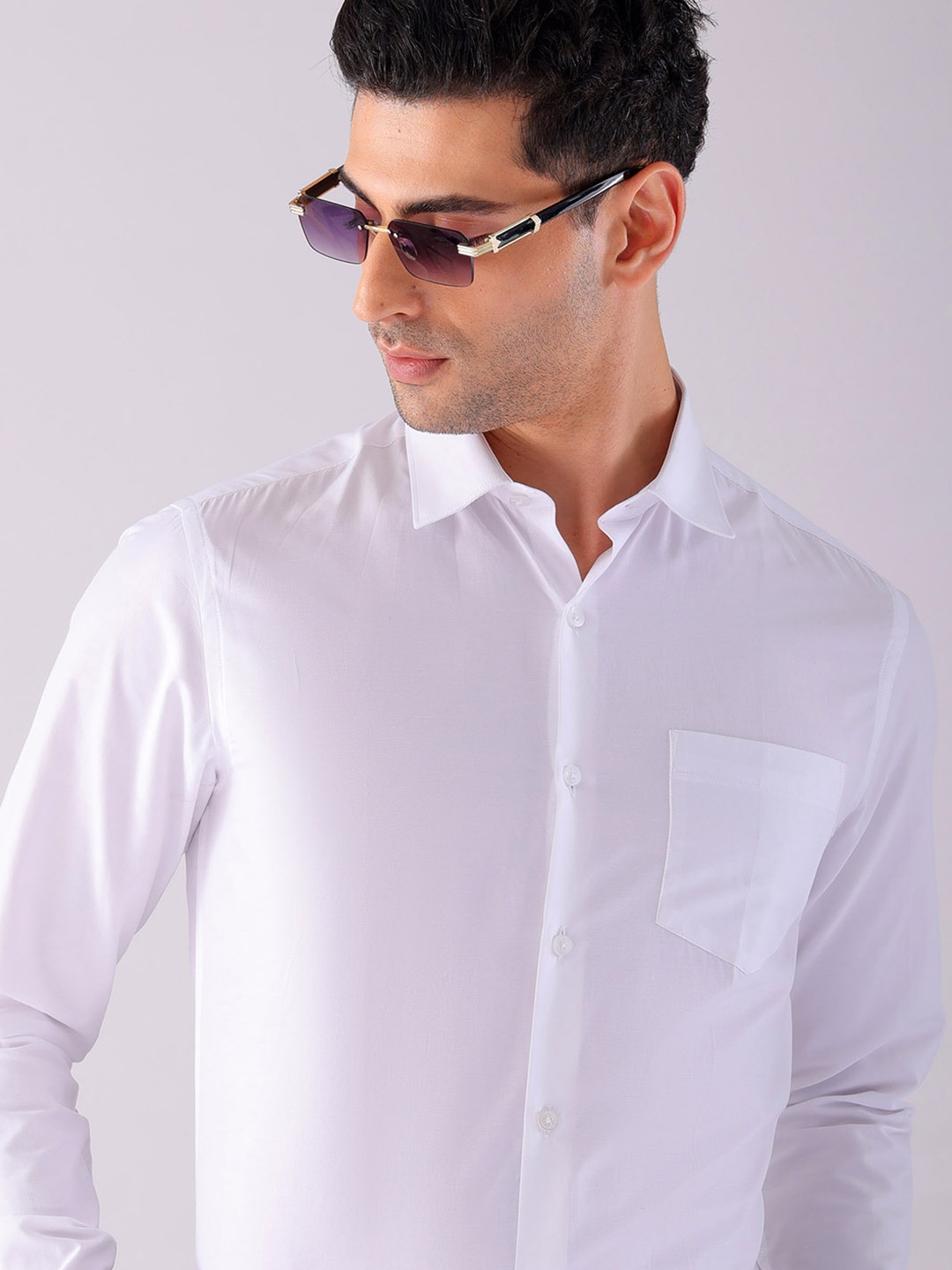 

The Indian Garage Co. X Luxe Men Slim Fit Opaque Formal Shirt, White