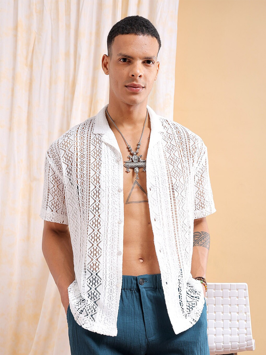 

The Indian Garage Co Geometric Self Design Club Collar Oversized Casual Shirt, White