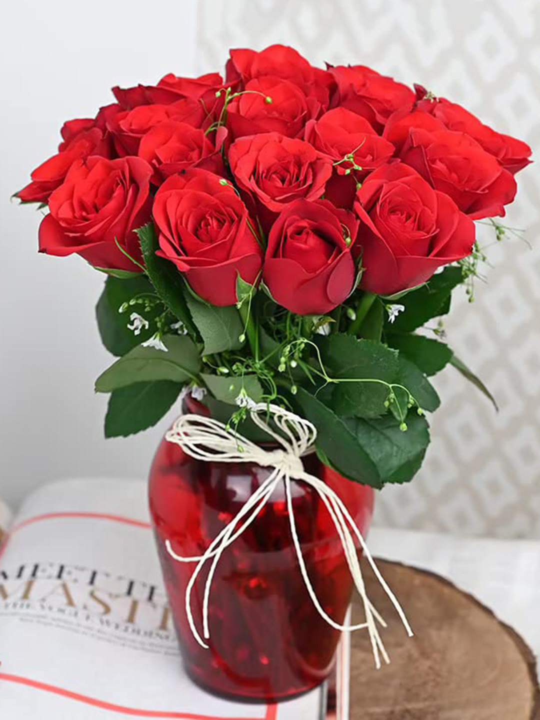 

Floweraura Red 20 Pieces Live Roses Flowers Bouquet With Glass Vase