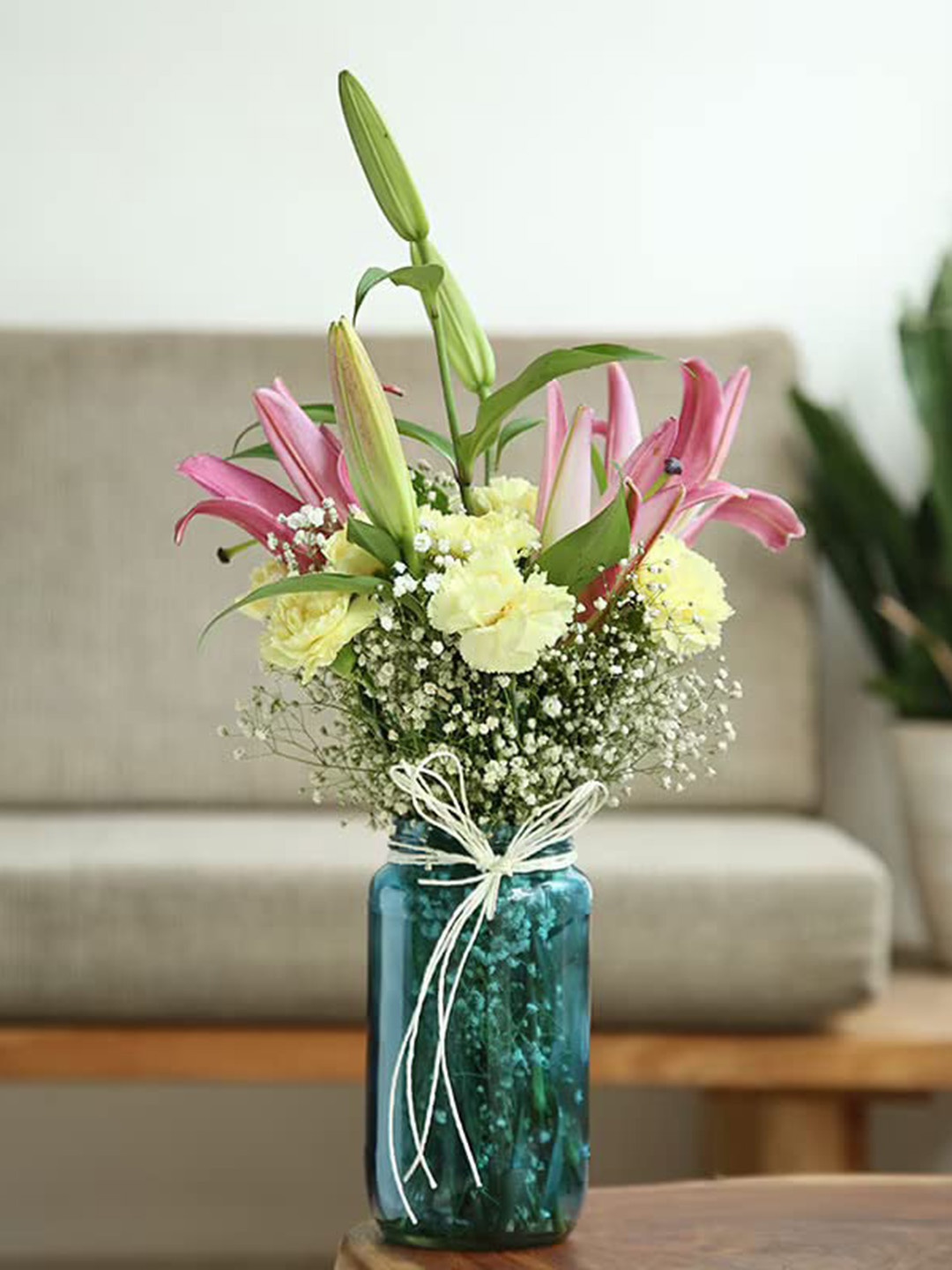 

Floweraura 10Pcs Yellow Carnations & 2Pcs Pink Lilies Flowers Bouquet In Glass Vase