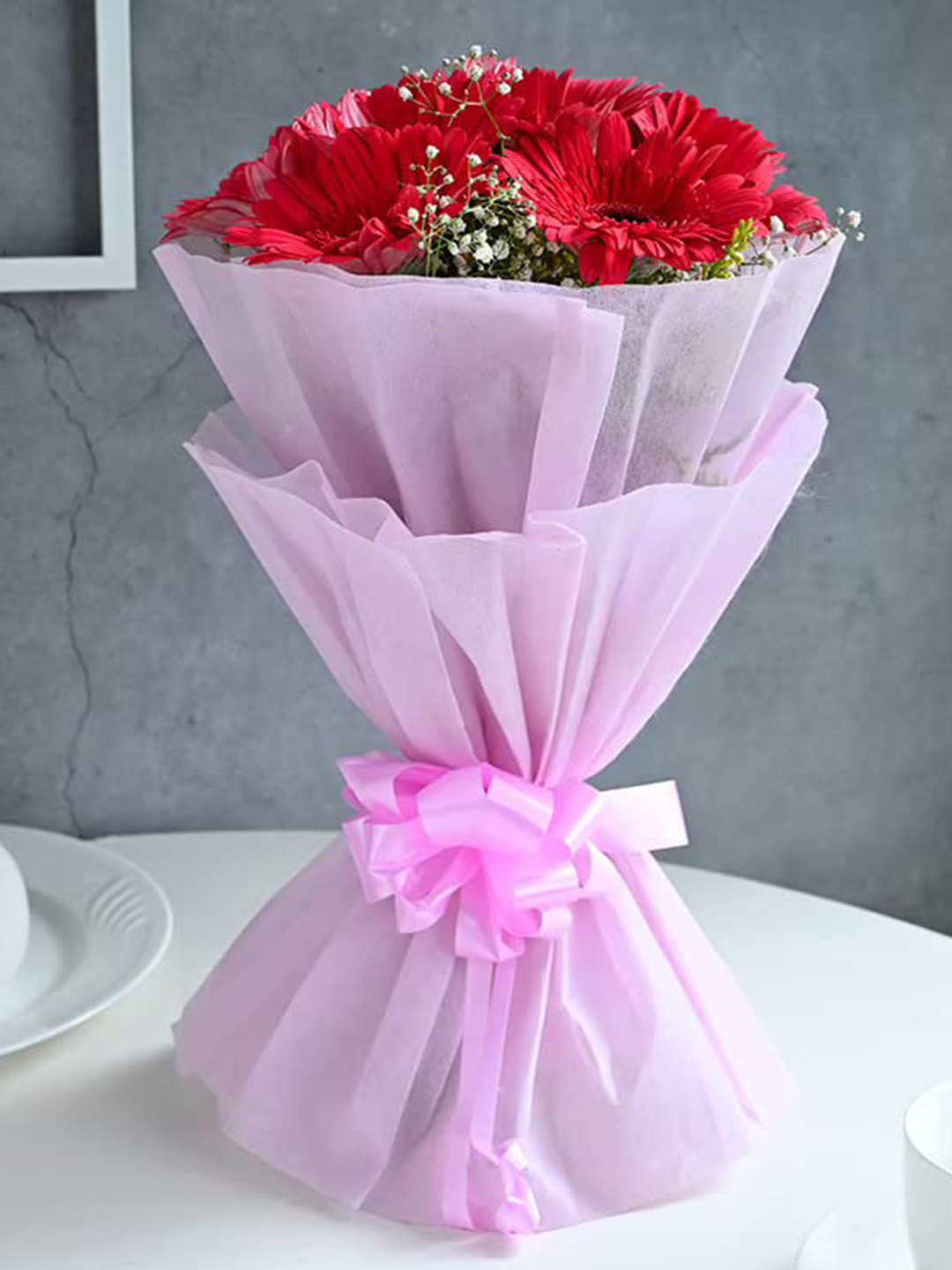 

Floweraura 10-Pcs Red Gerberas Fresh Live Flowers Bouquet With Wrapping Paper